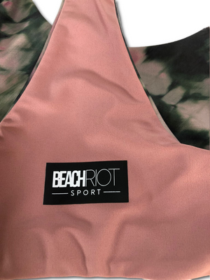 Beach Riot Rocky Sports Bra Top Four Leaf Clover, Medium