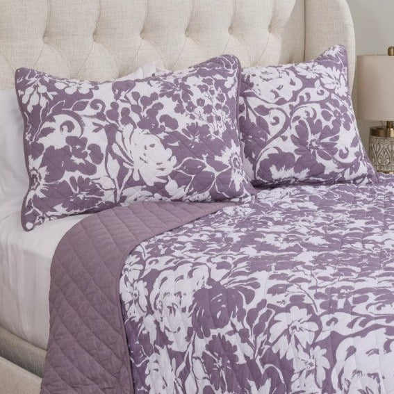 Home Reflections Printed Queen Quilt Set