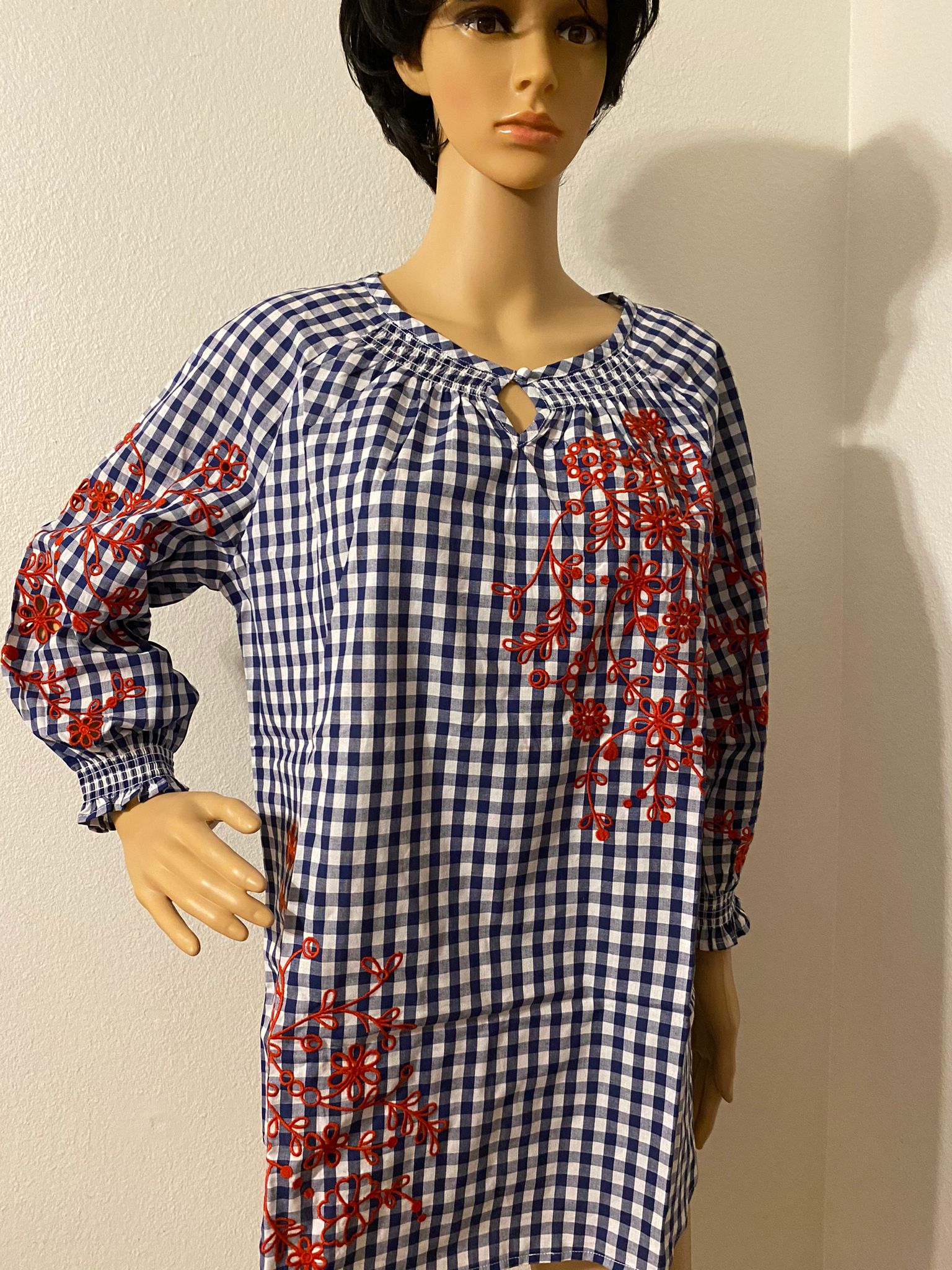 Isaac Mizrahi Live! Gingham Top with Embroidery
