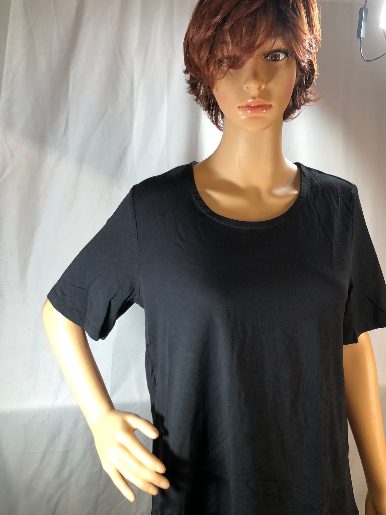 Denim & Co Scoopneck T-shirt Forward Seam