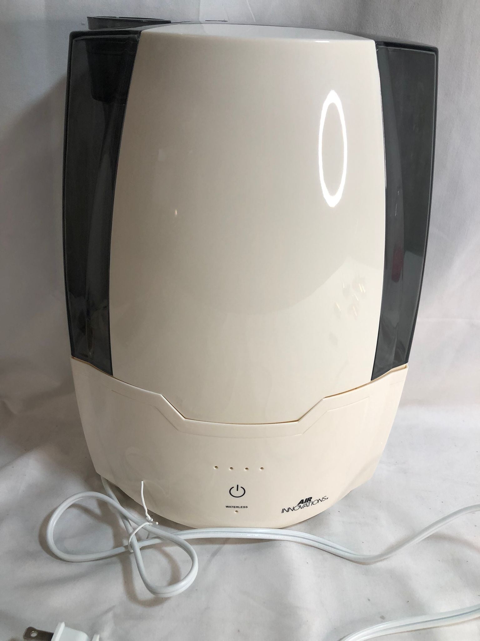 Air Innovations Clean Mist Humidifier with Sensa Touch and Aroma Tray